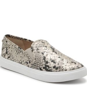 STEVE MADDEN SLIP-ON SNEAKER